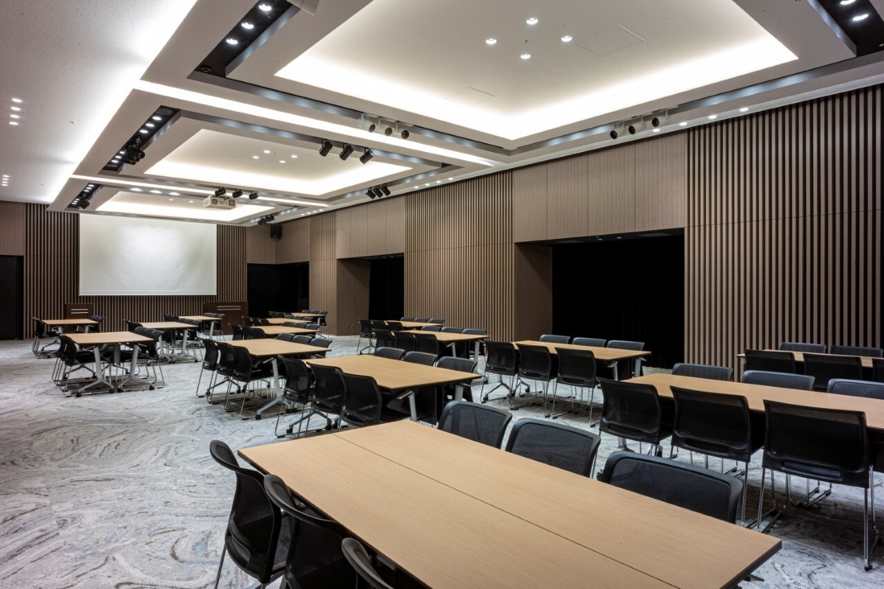 ボードルーム グループ形式(3名掛け) 01