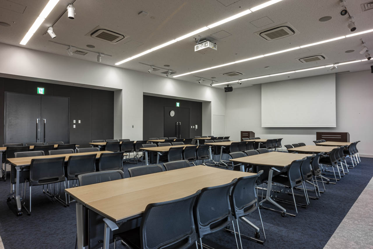 グループ形式(3名掛け)│ルーム2