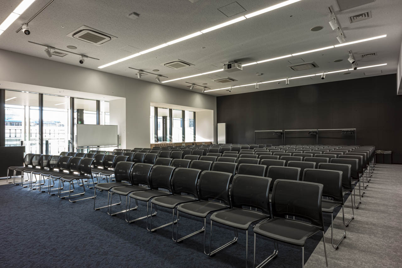 シアター形式│ルーム2