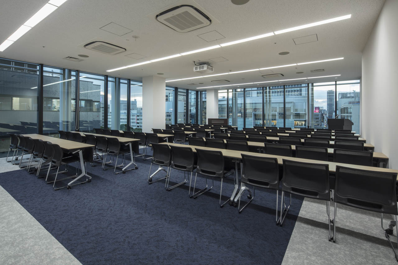 スクール形式(3名掛け)│ルーム3