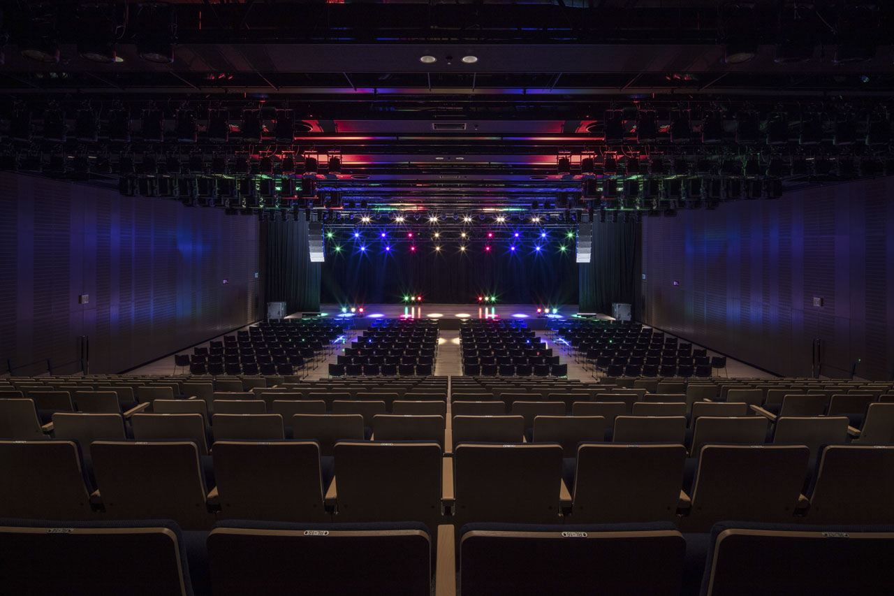 エンタメ│ホール内